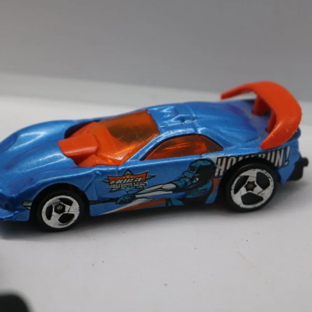 Hot Wheels lot of 4  three Caloways and one Ferrari
